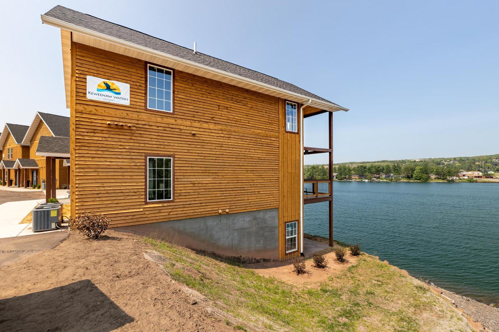 הוטון Keweenaw Waters Resort מראה חיצוני תמונה