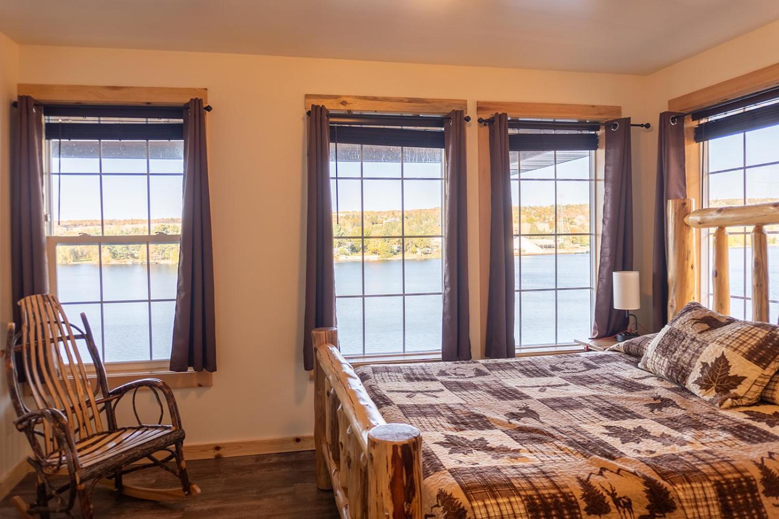 הוטון Keweenaw Waters Resort מראה חיצוני תמונה
