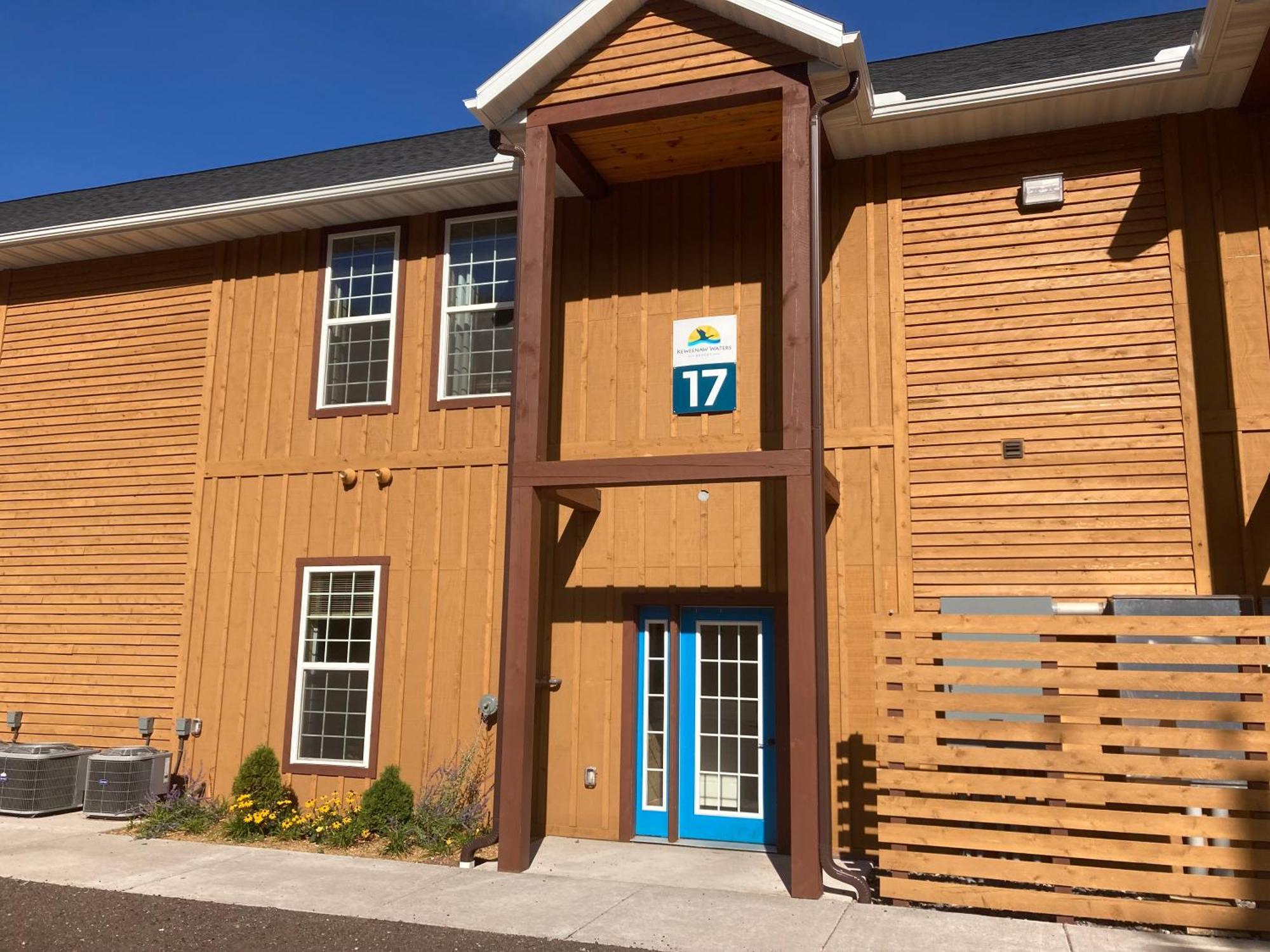 הוטון Keweenaw Waters Resort מראה חיצוני תמונה
